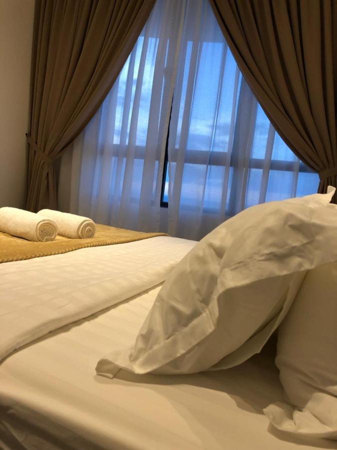 Апартаменти Panglima Troika Residensi Кота-Бару Екстер'єр фото