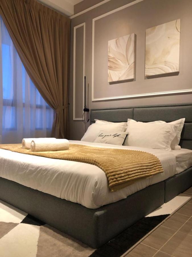 Апартаменти Panglima Troika Residensi Кота-Бару Екстер'єр фото