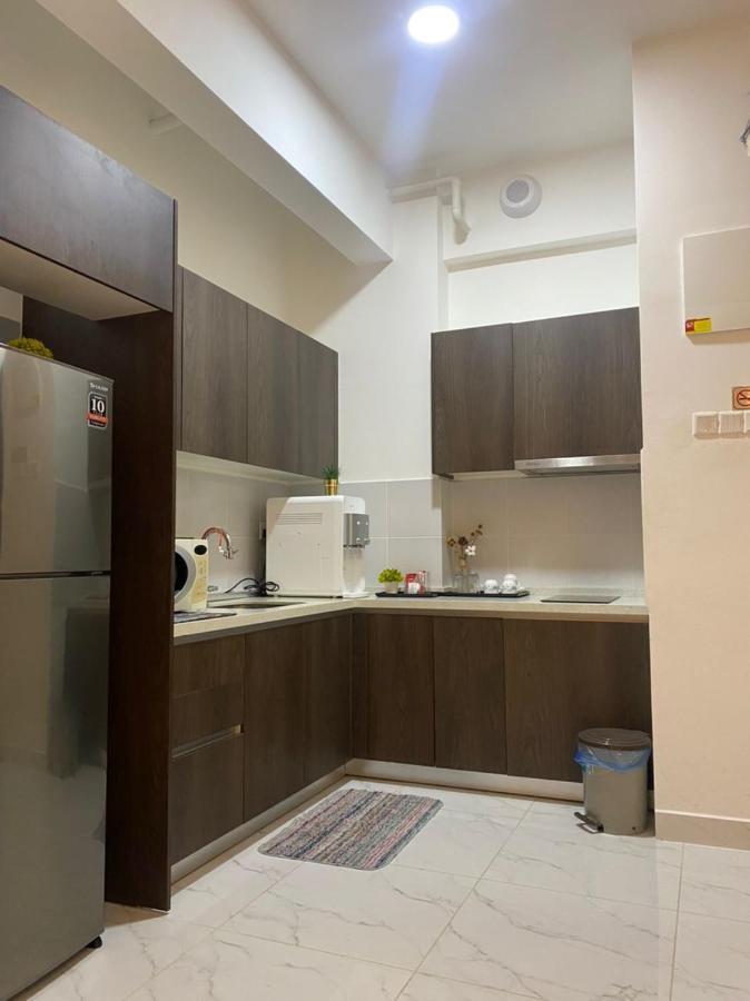 Апартаменти Panglima Troika Residensi Кота-Бару Екстер'єр фото