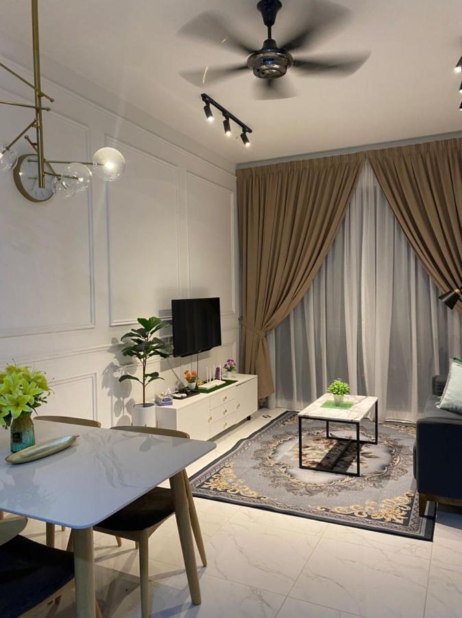 Апартаменти Panglima Troika Residensi Кота-Бару Екстер'єр фото